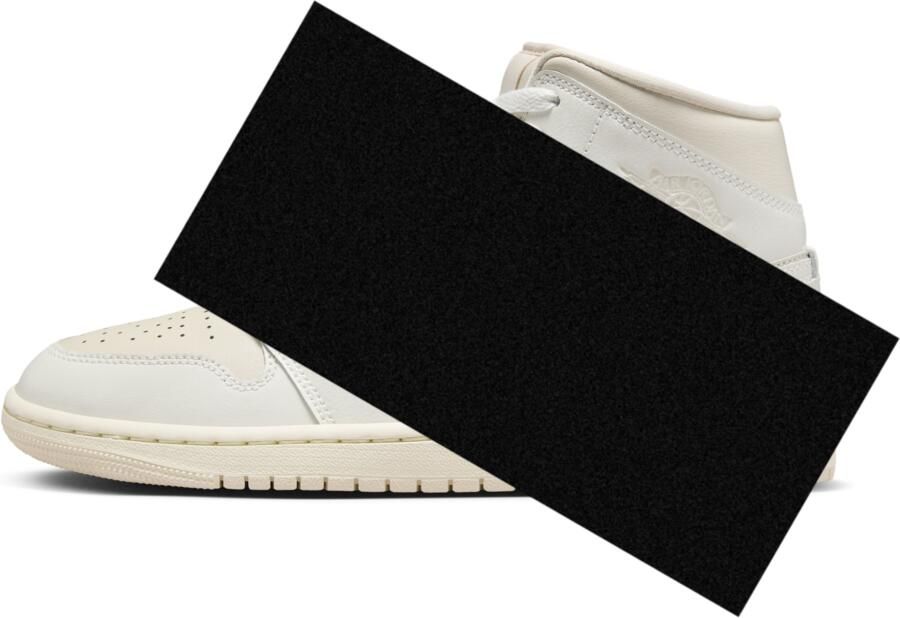 Jordan 1 Mid Dames Schoenen Beige Maat: 37.5 Polyester Foot Locker