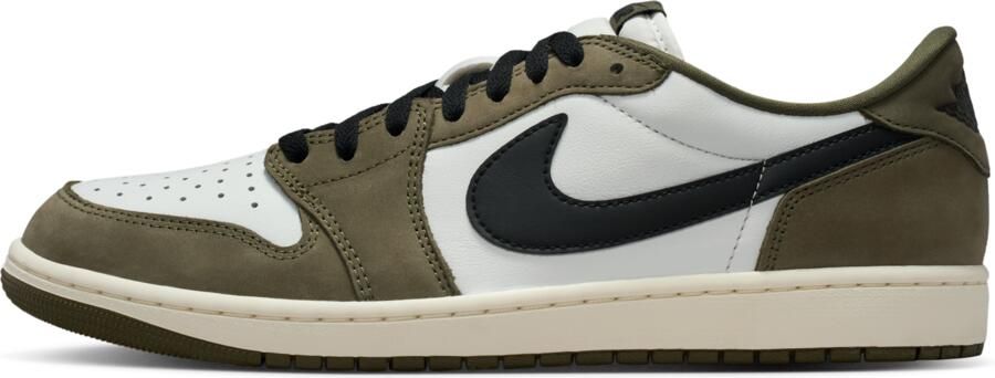Jordan Air  1 Retro Low 'Medium Olive and Summit White' Groen