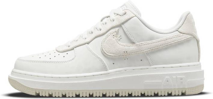 Nike Air Force 1 Luxe Basketball Schoenen white white light bone maat: 41 beschikbare maaten:41 42.5 43 44.5 45 46