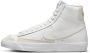Nike Blazer Mid '77 sneaker met suède details - Thumbnail 3