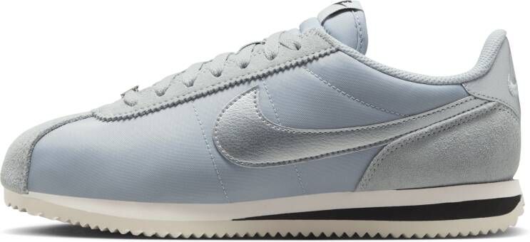 Nike Cortez Textile schoenen Grijs
