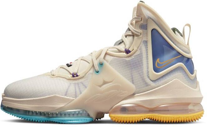 Nike LeBron 19 Basketbalschoenen Wit