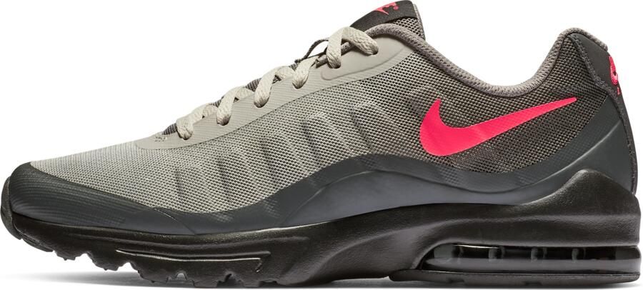 Nike Invigor Zwart Antraciet & Rood Sneakers Gray Heren