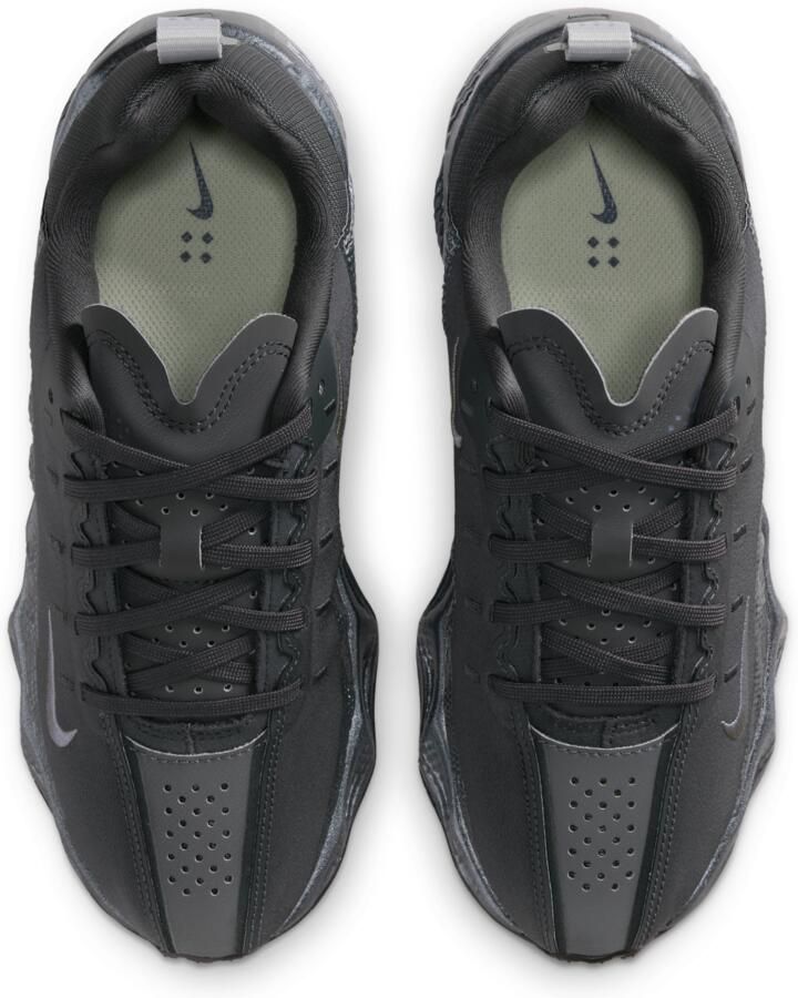 Nike Ava Rover SE kinderschoenen met accenten met reflecterend design Grijs