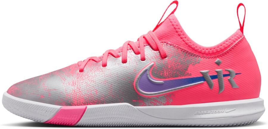 Nike Jr. Mercurial Vapor 16 Academy 'Vini Jr.' Low top zaalvoetbalschoenen voor kids Roze