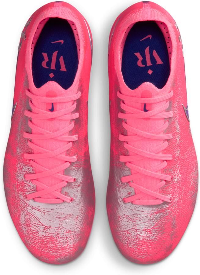 Nike Jr. Mercurial Vapor 16 Pro 'Vini Jr.' Low-top voetbalschoenen voor kids (stevige ondergrond) Roze - Foto 2