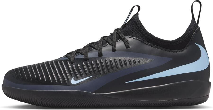 Nike Jr. Phantom 6 Low Academy zaalvoetbalschoenen voor kids Zwart