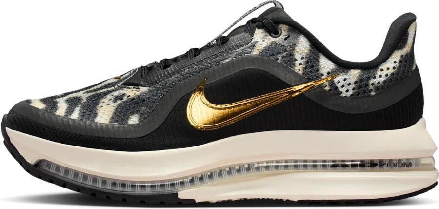 Nike Pegasus Premium hardloopschoenen voor dames (straat) Zwart