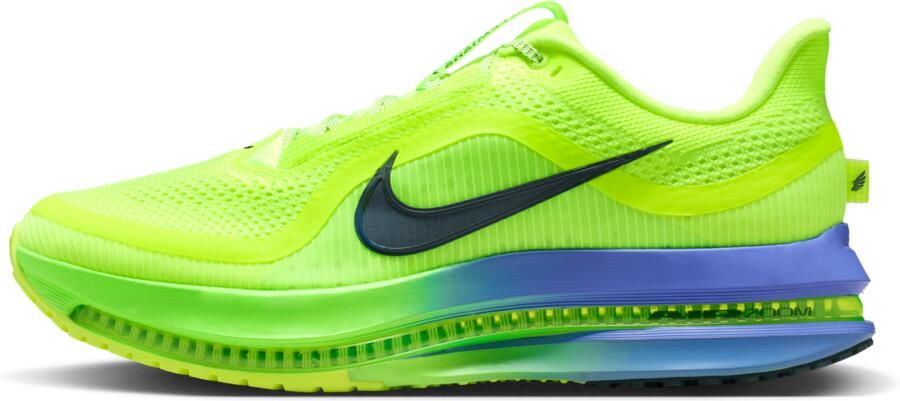 Nike Pegasus Premium hardloopschoenen voor heren (straat) Geel