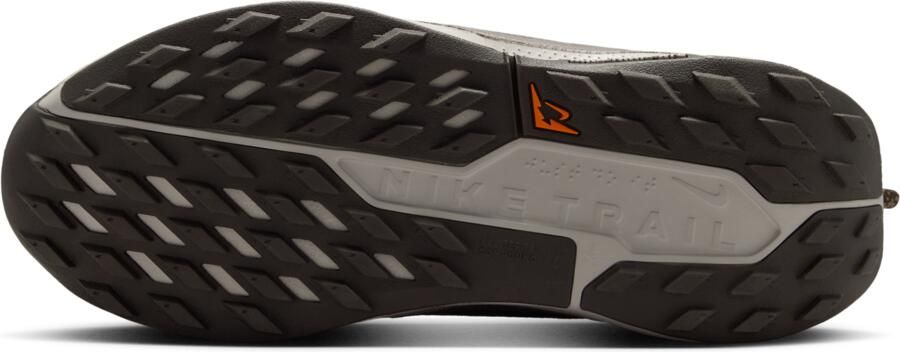 Nike Pegasus Trail 5 trailrunningschoenen voor kids Bruin - Foto 4