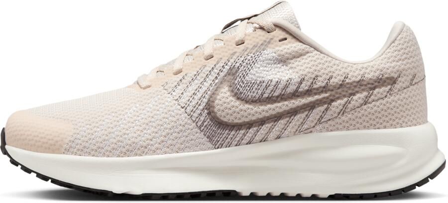 Nike Run Defy hardloopschoenen voor dames (straat) Bruin