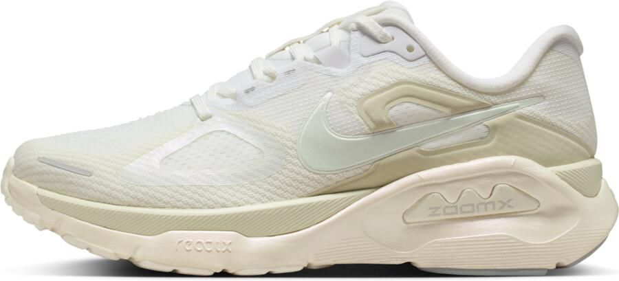 Nike Structure Plus hardloopschoenen voor dames (straat) Wit