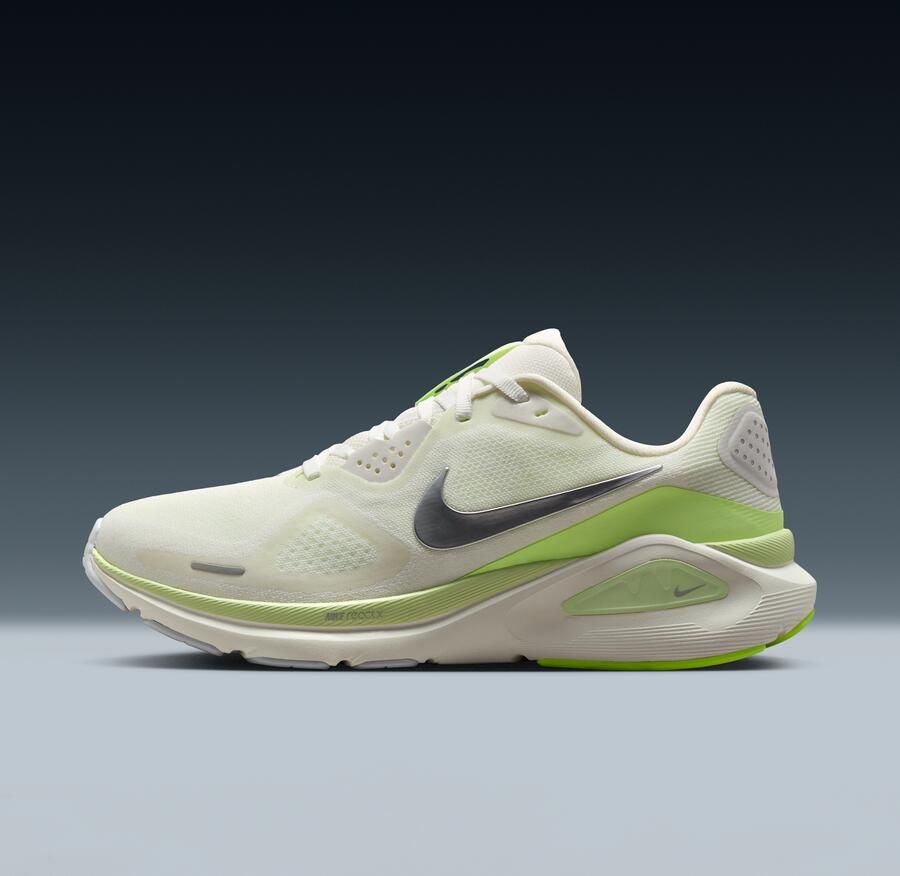 Nike Structure 26 hardloopschoenen voor dames (straat) Wit