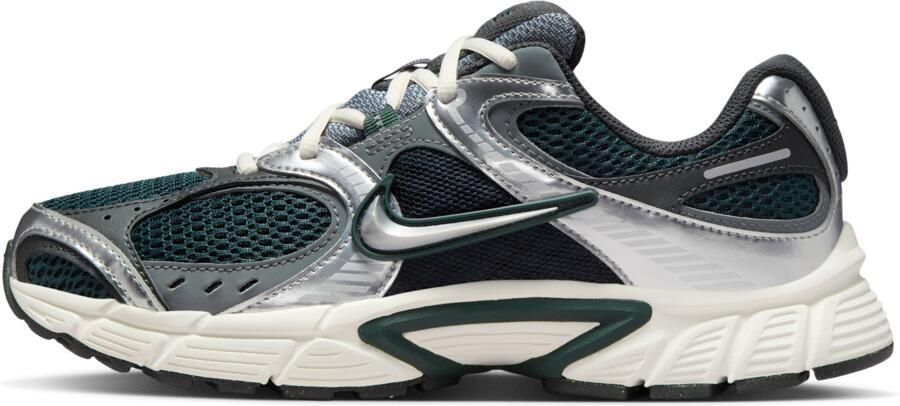 Nike V5 RNR damesschoenen met accenten met reflecterend design Groen - Foto 3