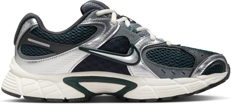 Nike V5 RNR damesschoenen met accenten met reflecterend design Groen - Foto 5