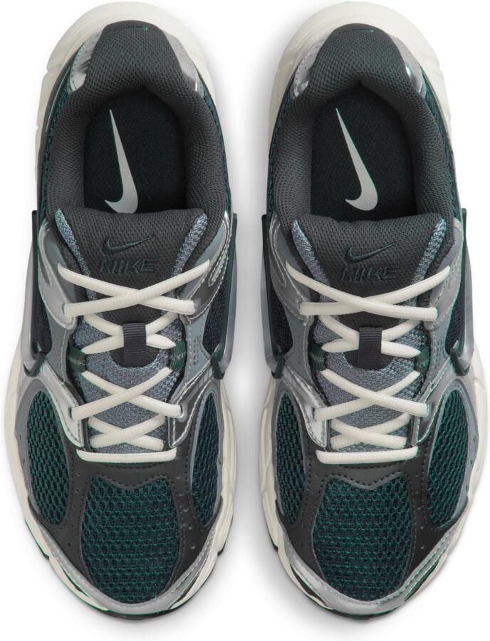 Nike V5 RNR damesschoenen met accenten met reflecterend design Groen - Foto 4