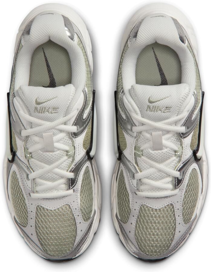 Nike V5 RNR damesschoenen met accenten met reflecterend design Groen - Foto 2