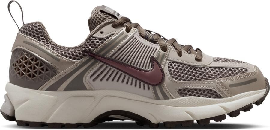 Nike Vomero 5 kinderschoenen met accenten met reflecterend design Bruin - Foto 3