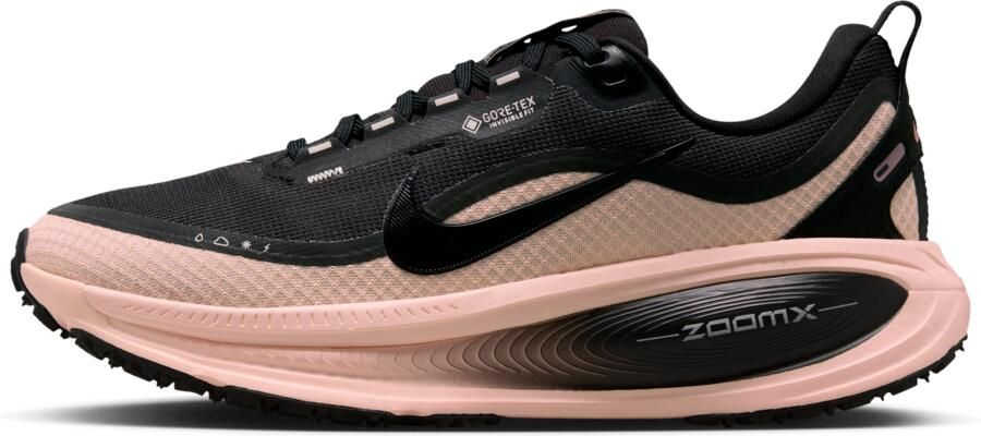 Nike Vomero 18 GORE-TEX waterdichte hardloopschoenen met reflecterende accenten voor dames (straat) Zwart