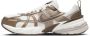 Nike V2K Run damesschoenen Bruin - Thumbnail 1