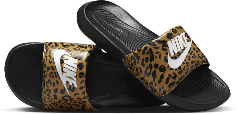 Nike Victori One Slippers met print voor dames Bruin