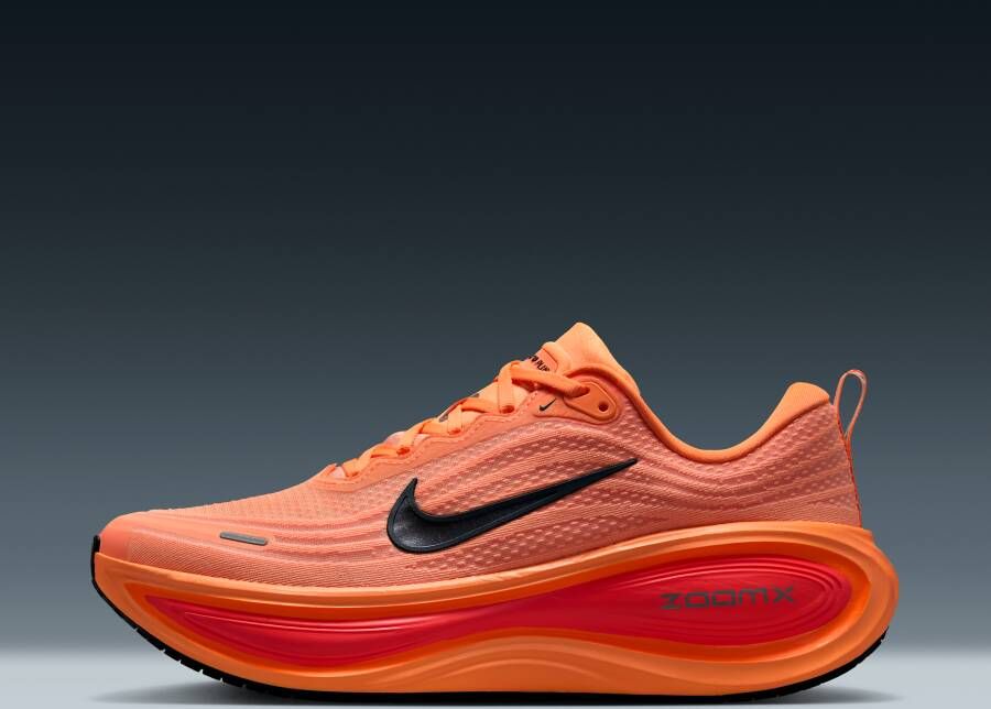 Nike Vomero Plus hardloopschoenen voor heren (straat) Oranje