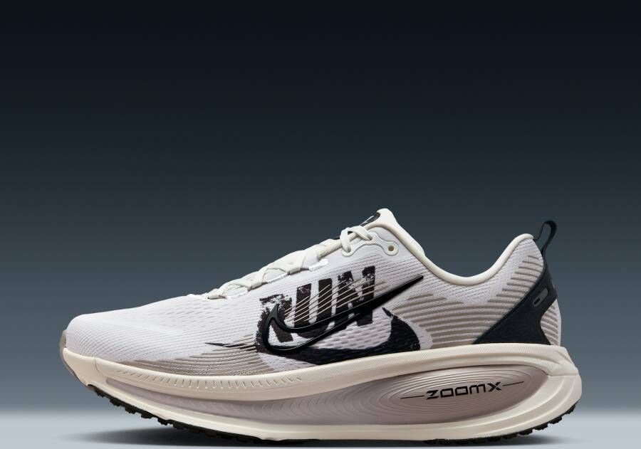 Nike Vomero 18 hardloopschoenen voor heren (straat) Wit