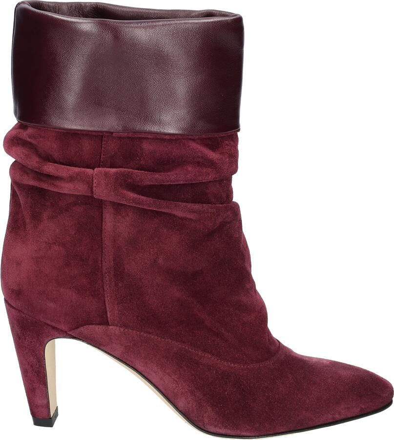 Julie dee Renna Bordeaux