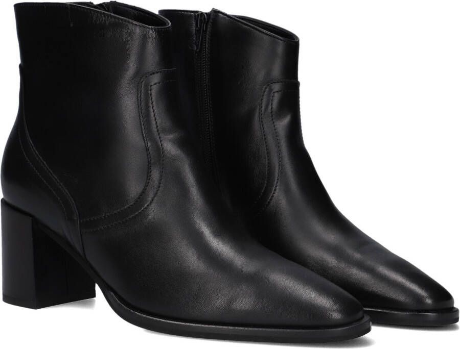 BLASZ Enkellaarsjes Dames 102 Maat: 37 Materiaal: Leer Kleur: Zwart