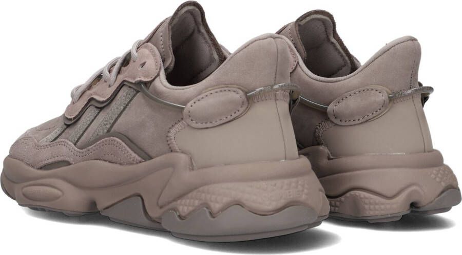 Adidas Taupe Lage Sneakers Ozweego Women