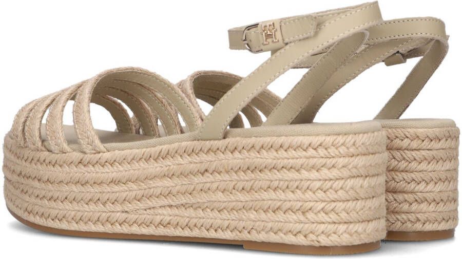 TOMMY HILFIGER Beige Sandalen Essential Basic Flatform