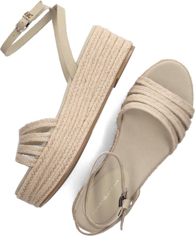 TOMMY HILFIGER Beige Sandalen Essential Basic Flatform