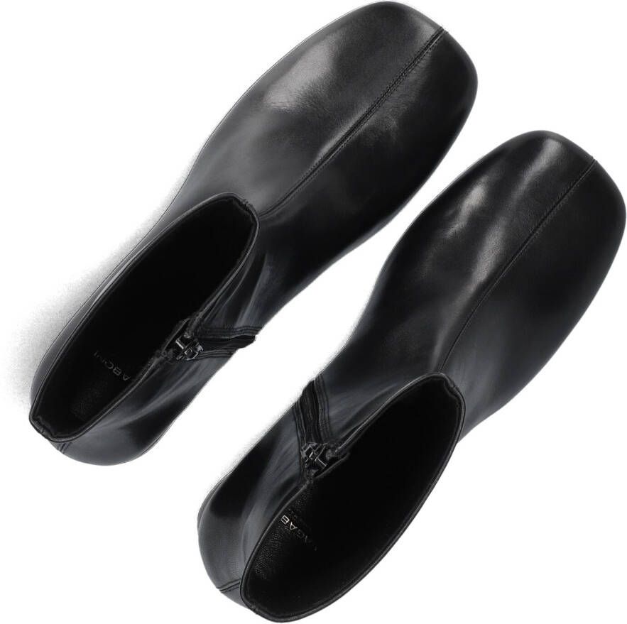 VAGABOND SHOEMAKERS Zwarte Enkellaarsjes Livia 001