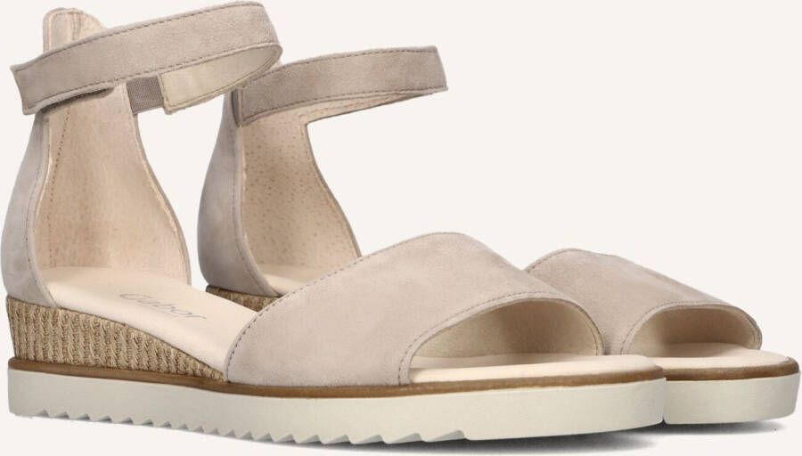 Gabor Beige Sandalen met Comfortabele Sleehak Beige Dames