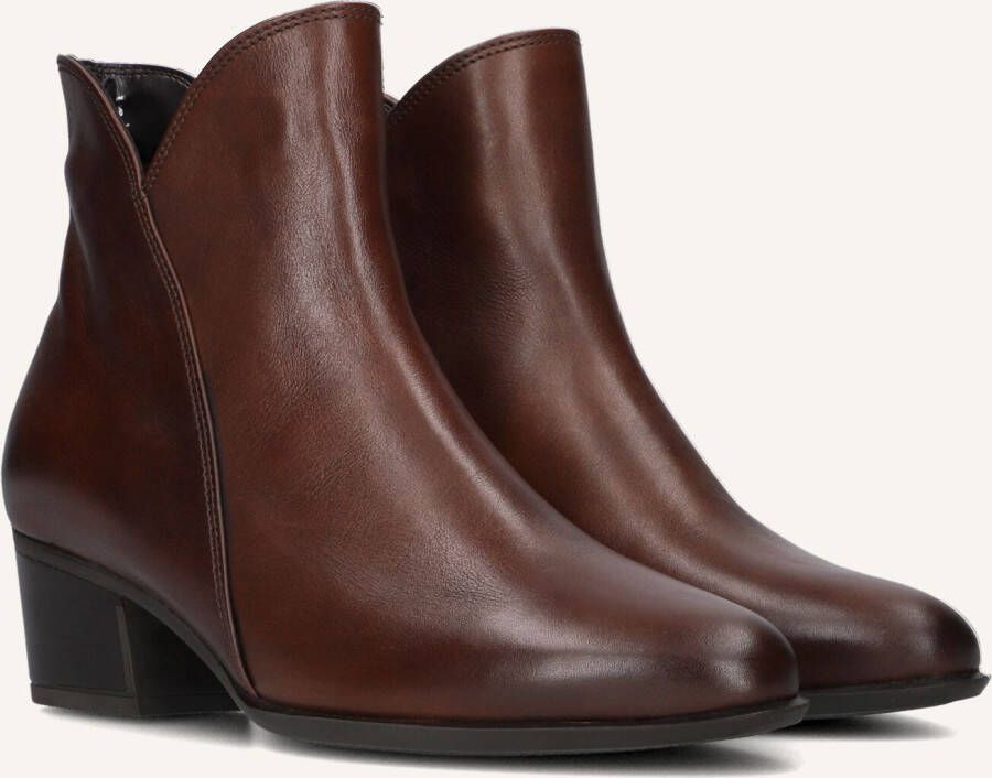 GABOR Enkellaarsjes Dames 680.3 Maat: 40 5 Materiaal: Leer Kleur: Cognac