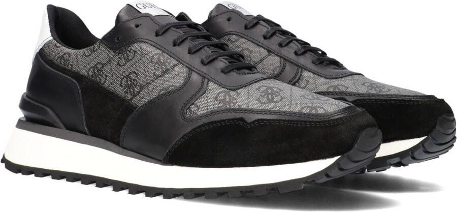 Guess Zwarte Lage Sneakers Varese