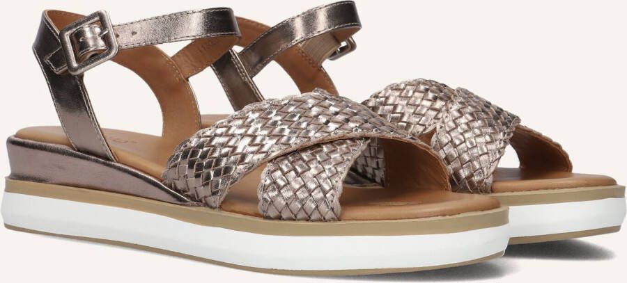 Inuovo Zilveren Leren Gekruiste Band Sandalen
