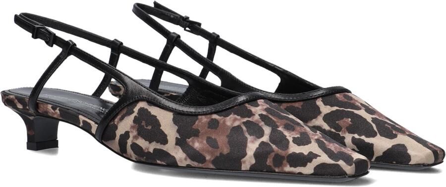 KENNEL & SCHMENGER Slingbacks Dames 39100 Maat: 42 Materiaal: Leer Kleur: Zwart