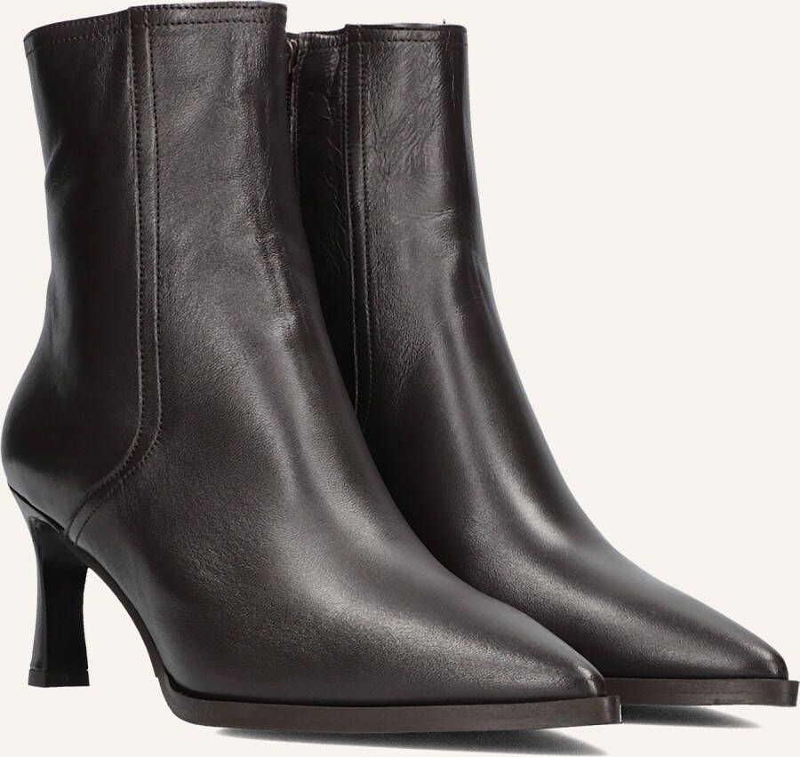 LINA LOCCHI Enkellaarsjes Dames Av 136 Lis Maat: 37 Materiaal: Leer Kleur: Bruin