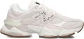 New Balance 9060 Sneakers Dames Grijs Mesh Synthetisch - Beige