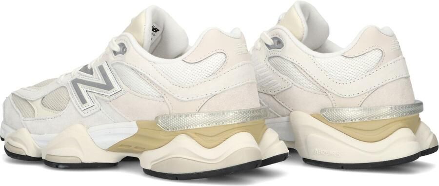 New Balance Low-Top Sneakers 9060 SEA SALT OFF WHITE SNEAKER in beige - Foto 8