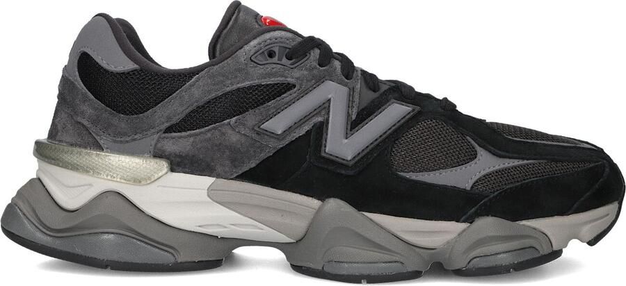 New Balance Zwarte Sneakers Amandel Teen Logo Rubberen Zool Black Heren