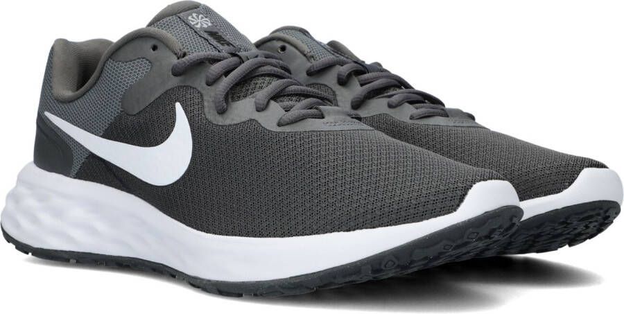 Nike Grijze Lage Sneakers Revolution 6nn Men