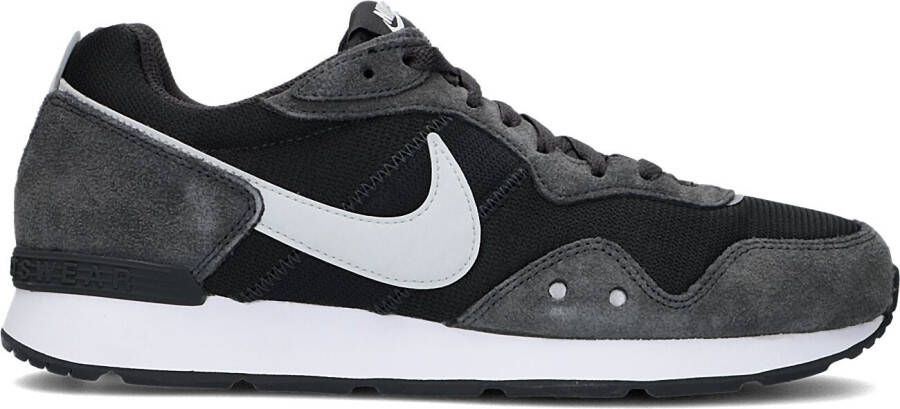 Nike Grijze Lage Sneakers Venture Runner