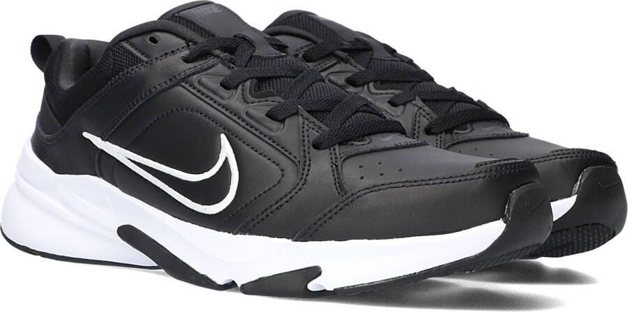 Nike Trail Sneakers voor de moderne man Black Heren