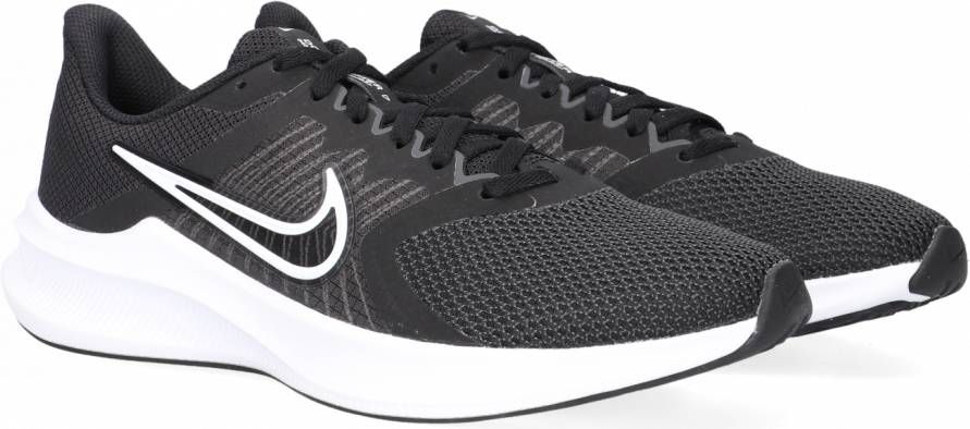 Nike Downshifter 11 Hardloopschoenen voor dames (straat) Zwart