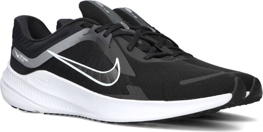 Nike Zwarte Lage Sneakers Quest 5 Heren