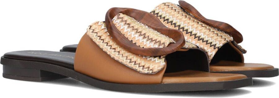 NOA HARMON Camel Slippers 9231