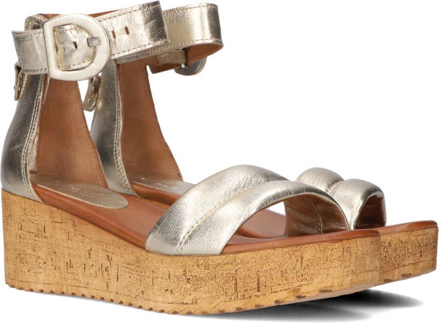 OMODA Gouden Sandalen 722025