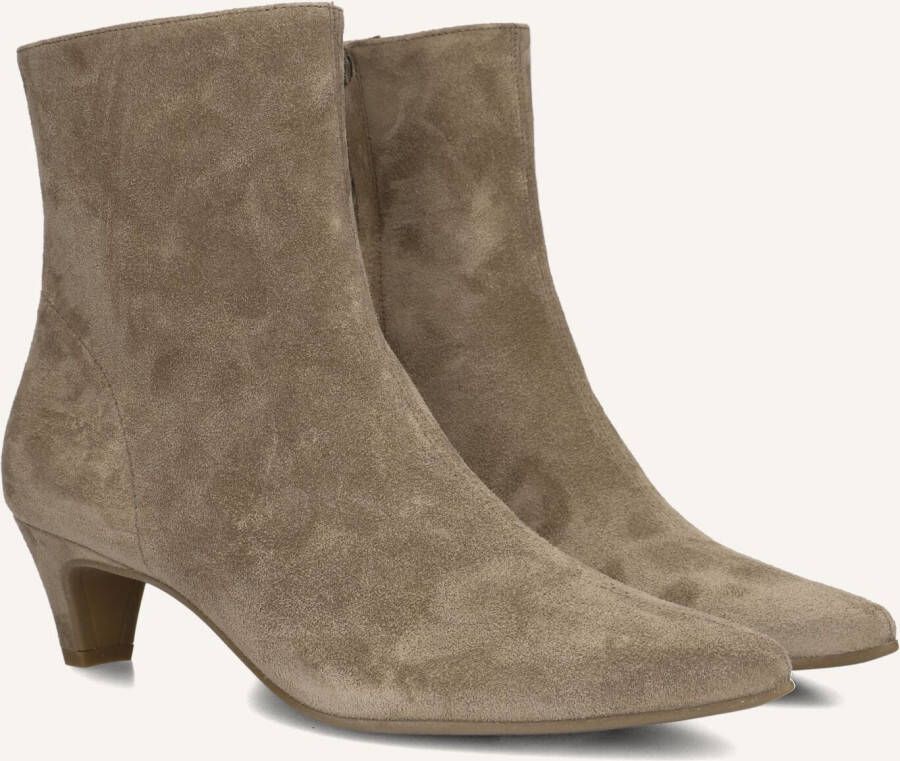 PAUL GREEN Enkellaarsjes Dames 8288 Maat: 38 5 Materiaal: Suède Kleur: Camel